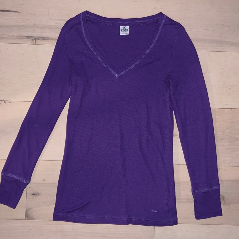 Victoria’s Secret PINK Women’s V-neck Long Sleeve Size M